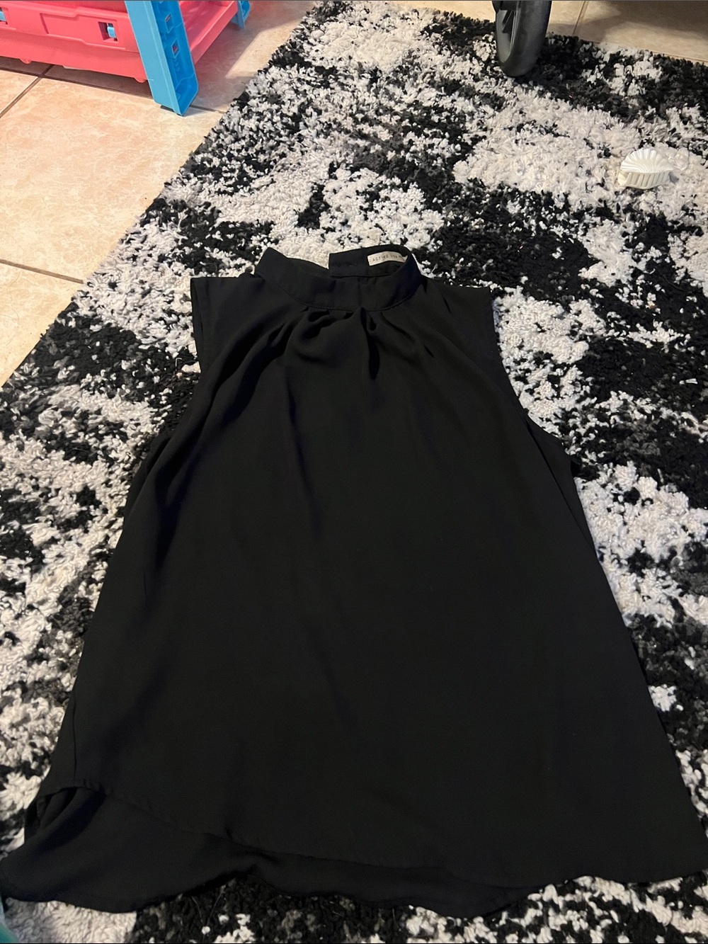 Active USA Black Sleeveless Mock Neck Top